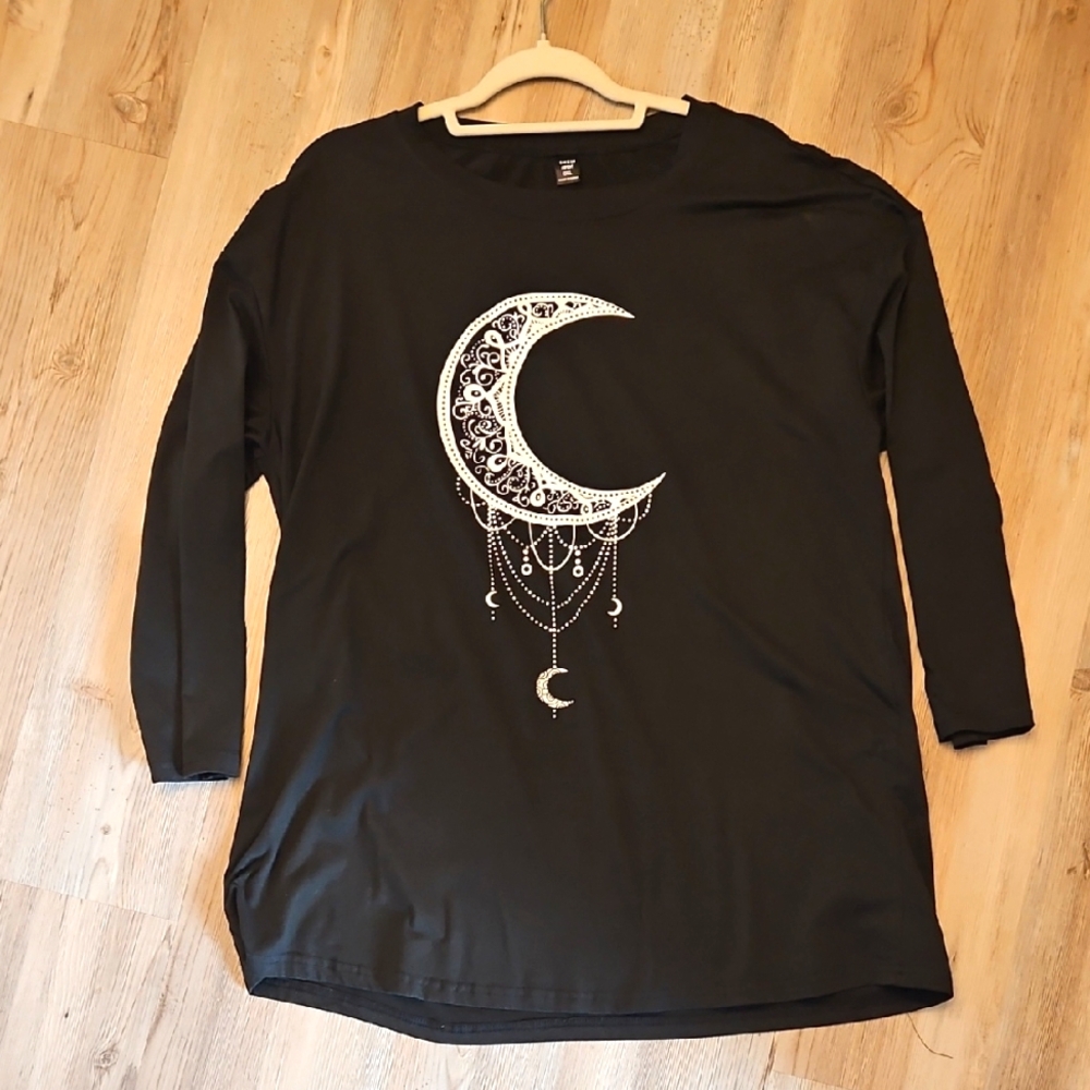 NWOT Womens' Plus SHEIN CURVE Intricate Moon Design Sz. 0X